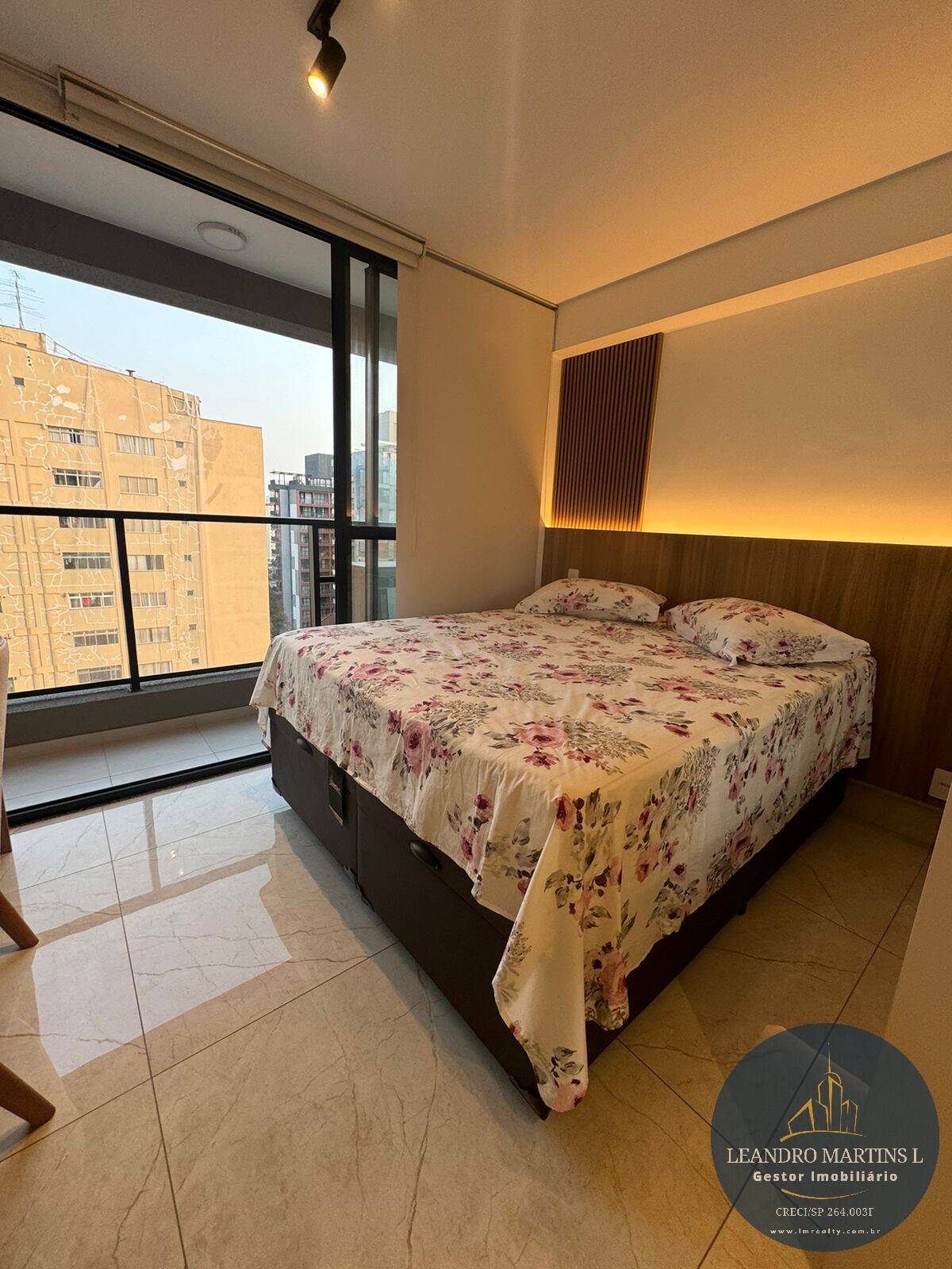 Apartamento à venda com 1 quarto, 22m² - Foto 2