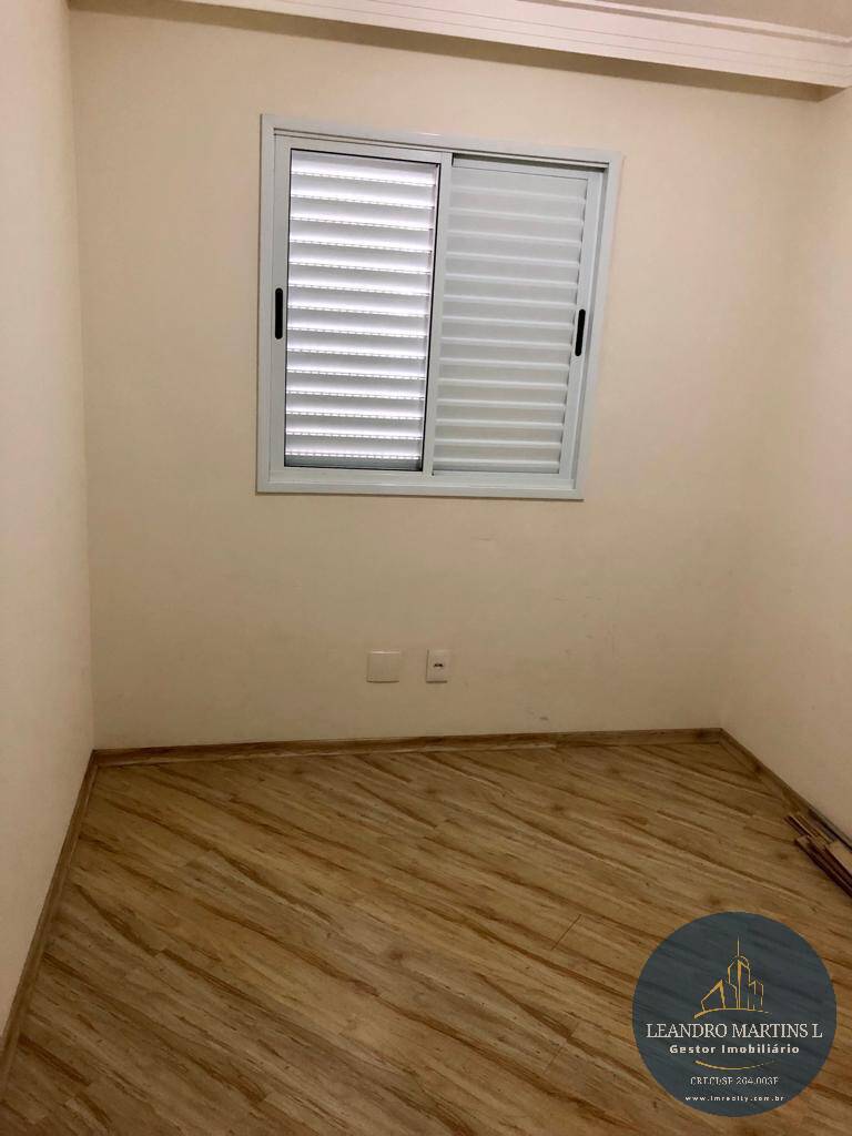 Apartamento à venda com 2 quartos, 60m² - Foto 12