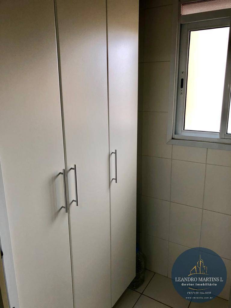 Apartamento à venda com 2 quartos, 60m² - Foto 17