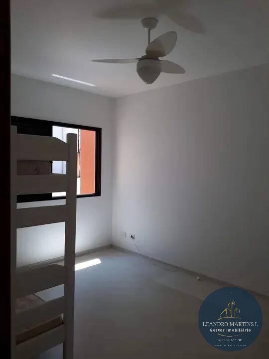 Casa à venda com 3 quartos, 203m² - Foto 9