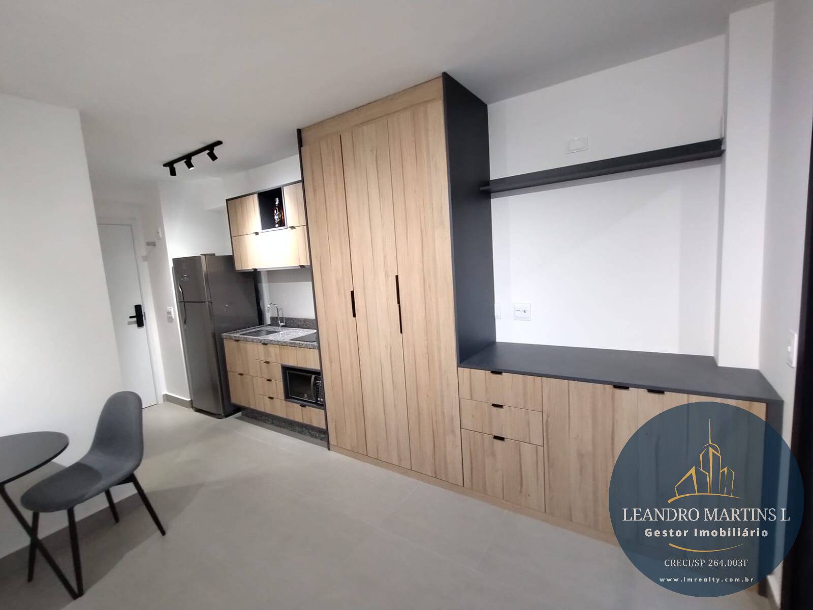 Apartamento à venda com 1 quarto, 24m² - Foto 1