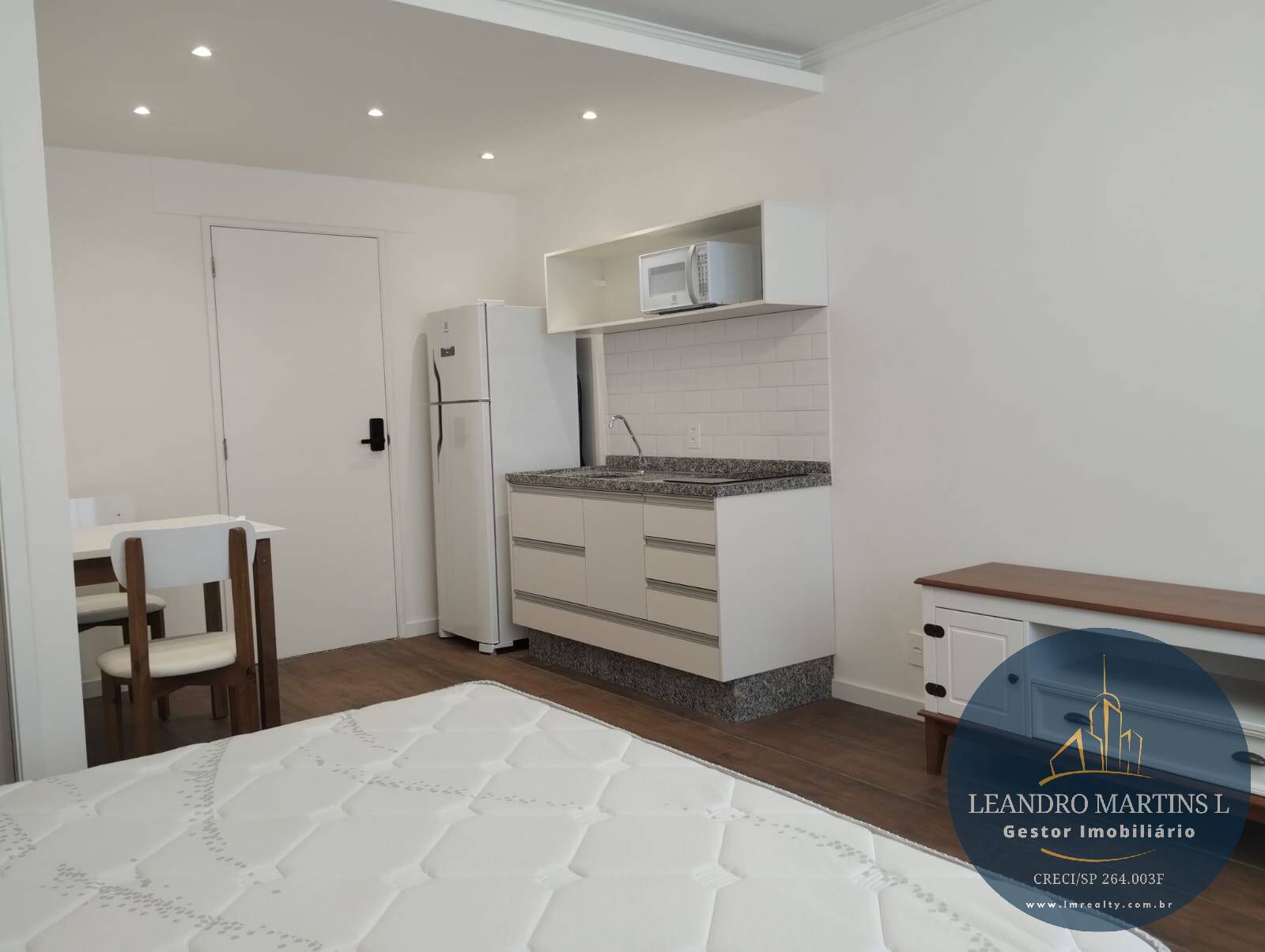 Apartamento à venda com 1 quarto, 24m² - Foto 4