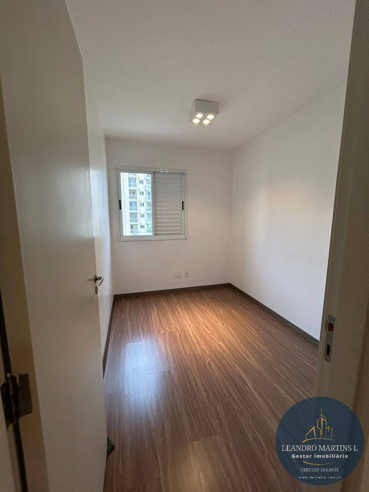 Apartamento à venda com 3 quartos, 72m² - Foto 8