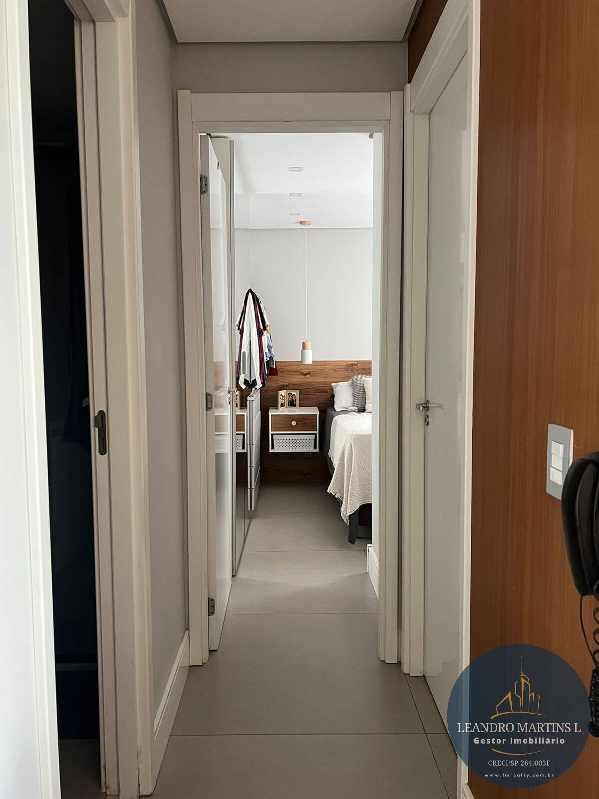 Apartamento à venda com 2 quartos, 42m² - Foto 20