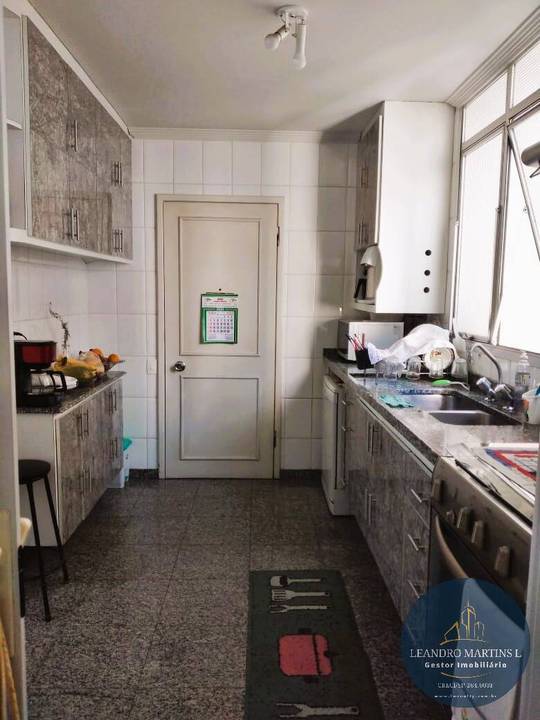 Apartamento à venda com 3 quartos, 140m² - Foto 5