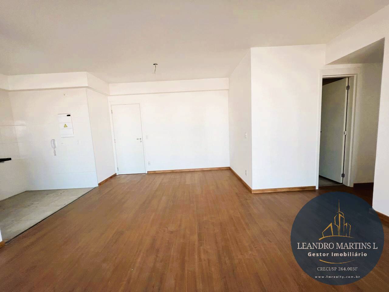 Apartamento à venda com 2 quartos, 81m² - Foto 1