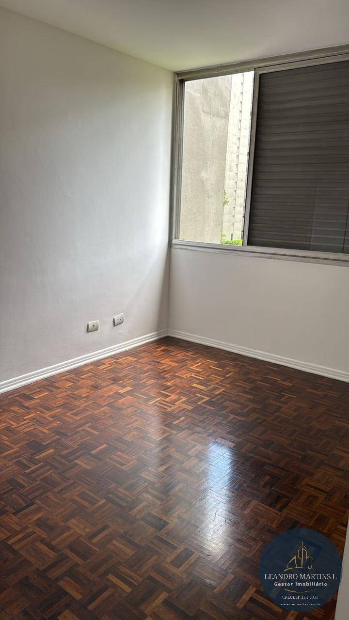 Apartamento à venda com 3 quartos, 140m² - Foto 11