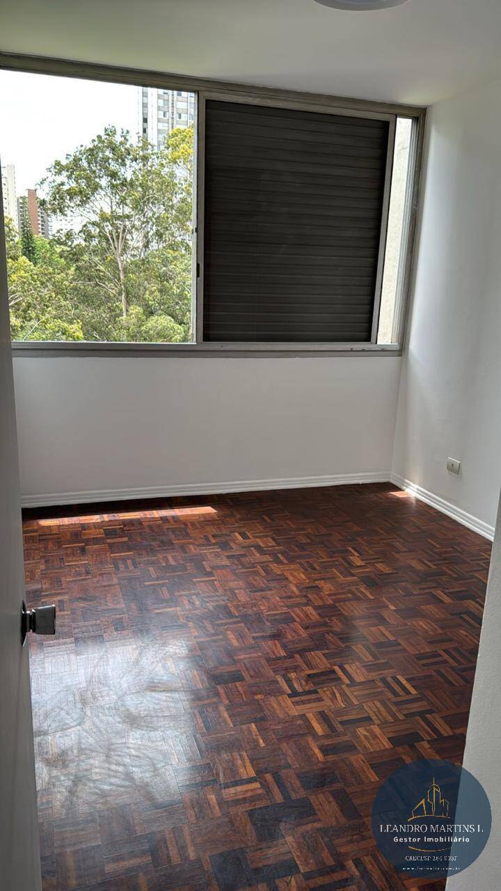 Apartamento à venda com 3 quartos, 140m² - Foto 10