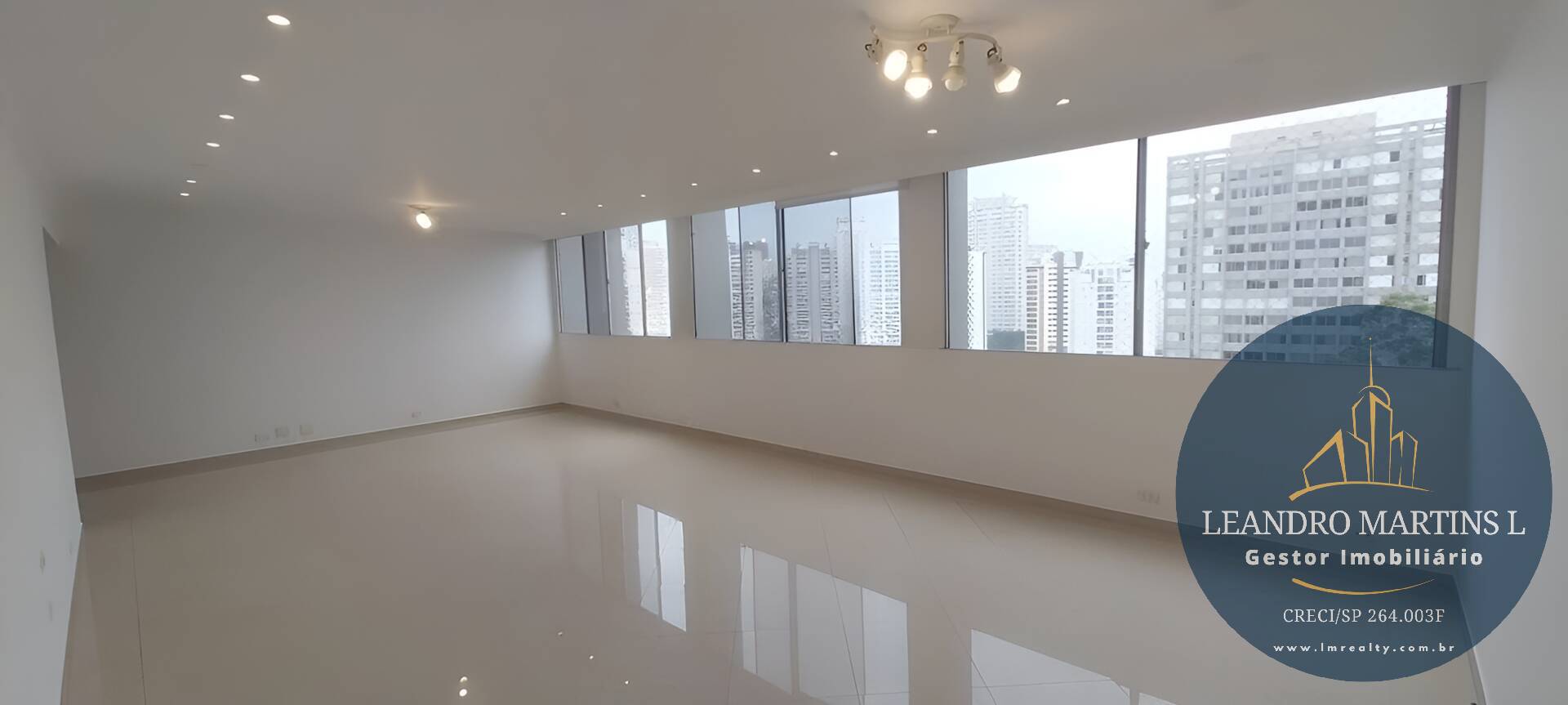 Apartamento à venda com 4 quartos, 202m² - Foto 4