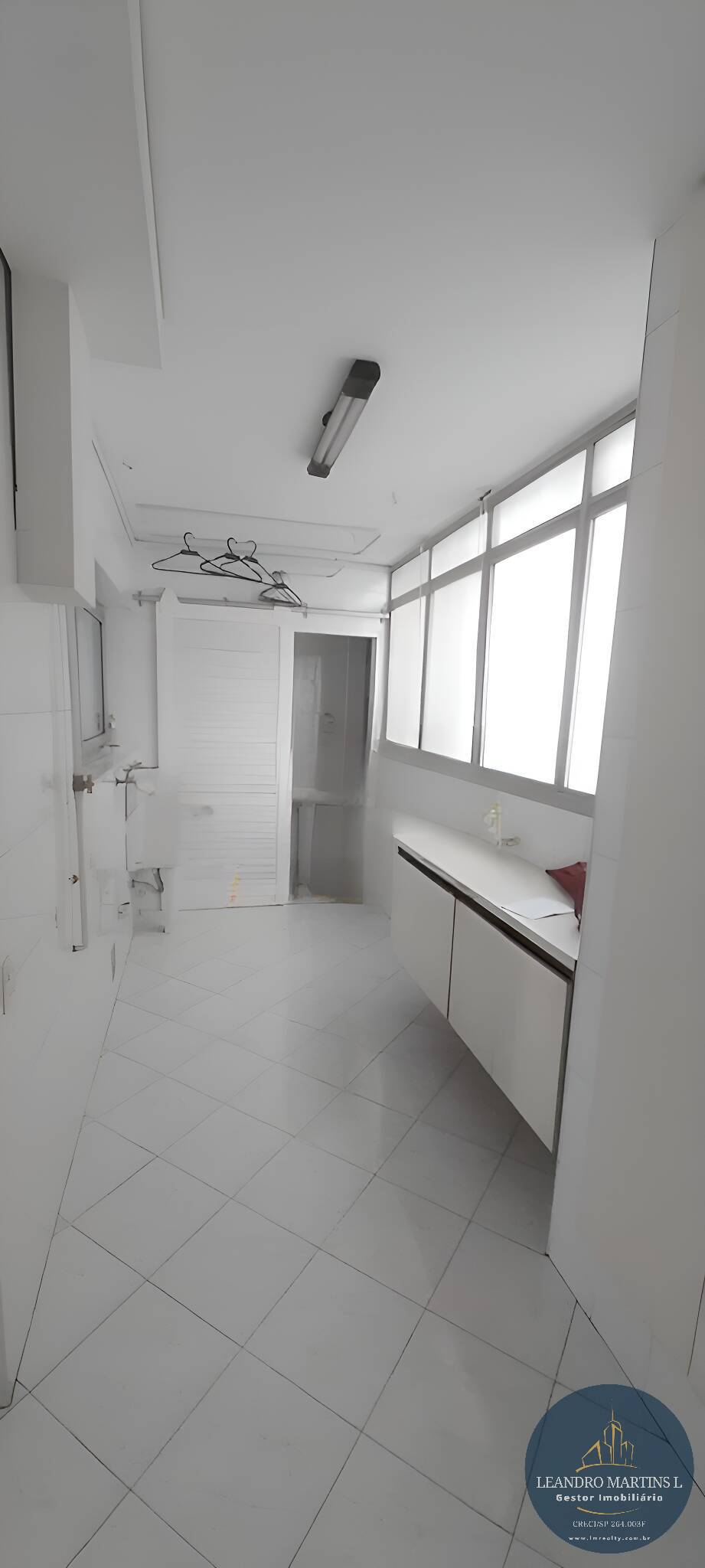 Apartamento à venda com 4 quartos, 202m² - Foto 27