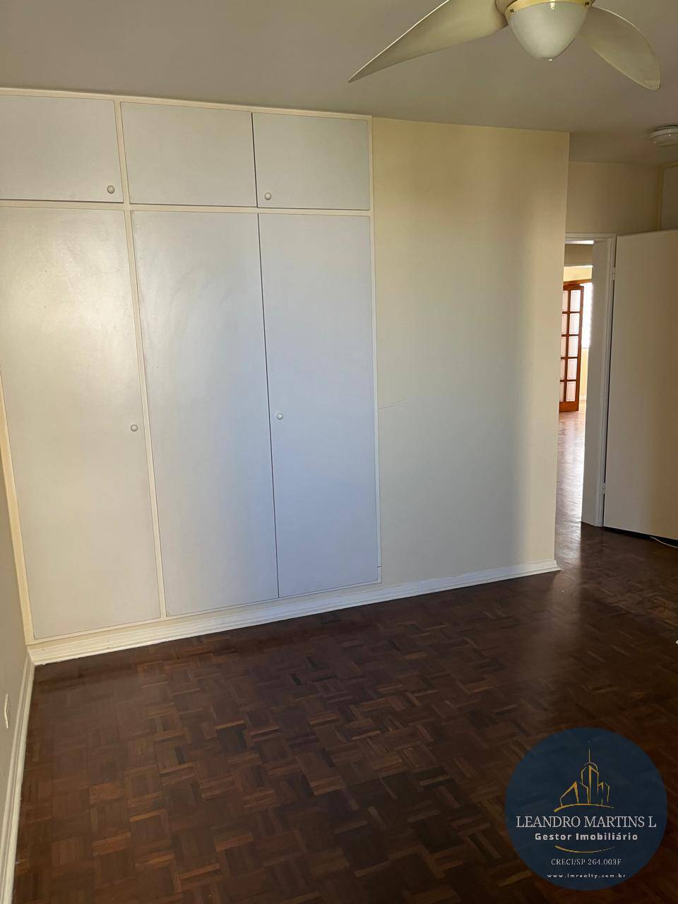 Apartamento à venda com 3 quartos, 202m² - Foto 19